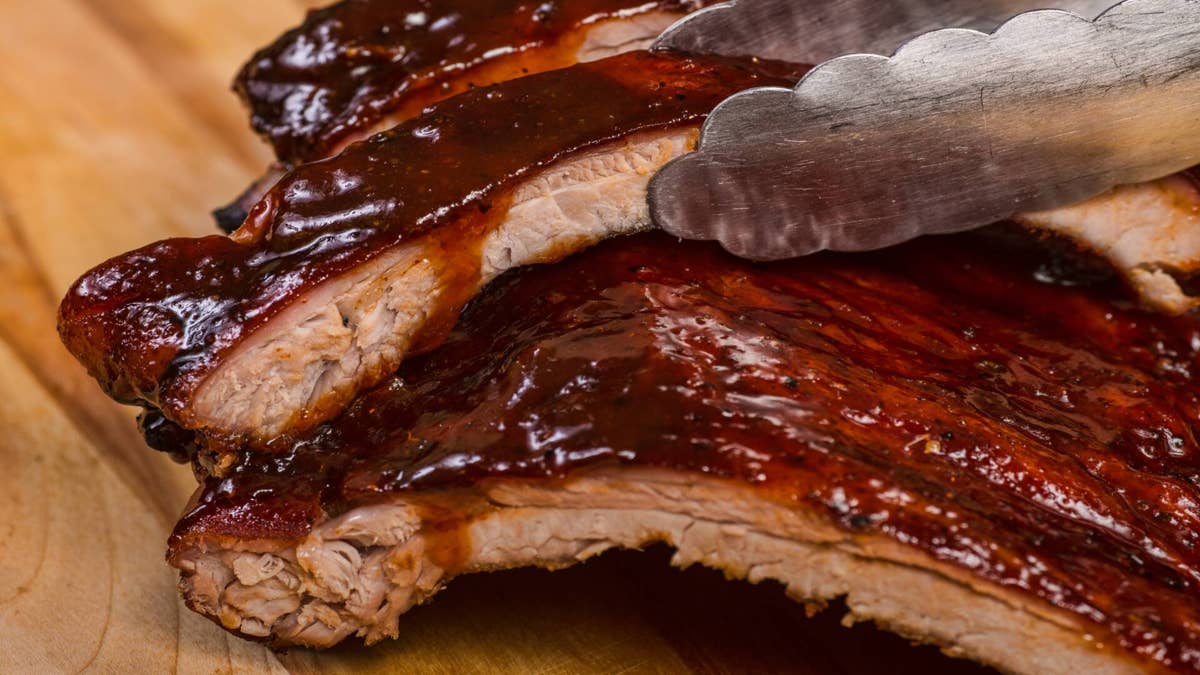 46-year-old barbecue chain franchisee files Chapter 11 bankruptcy