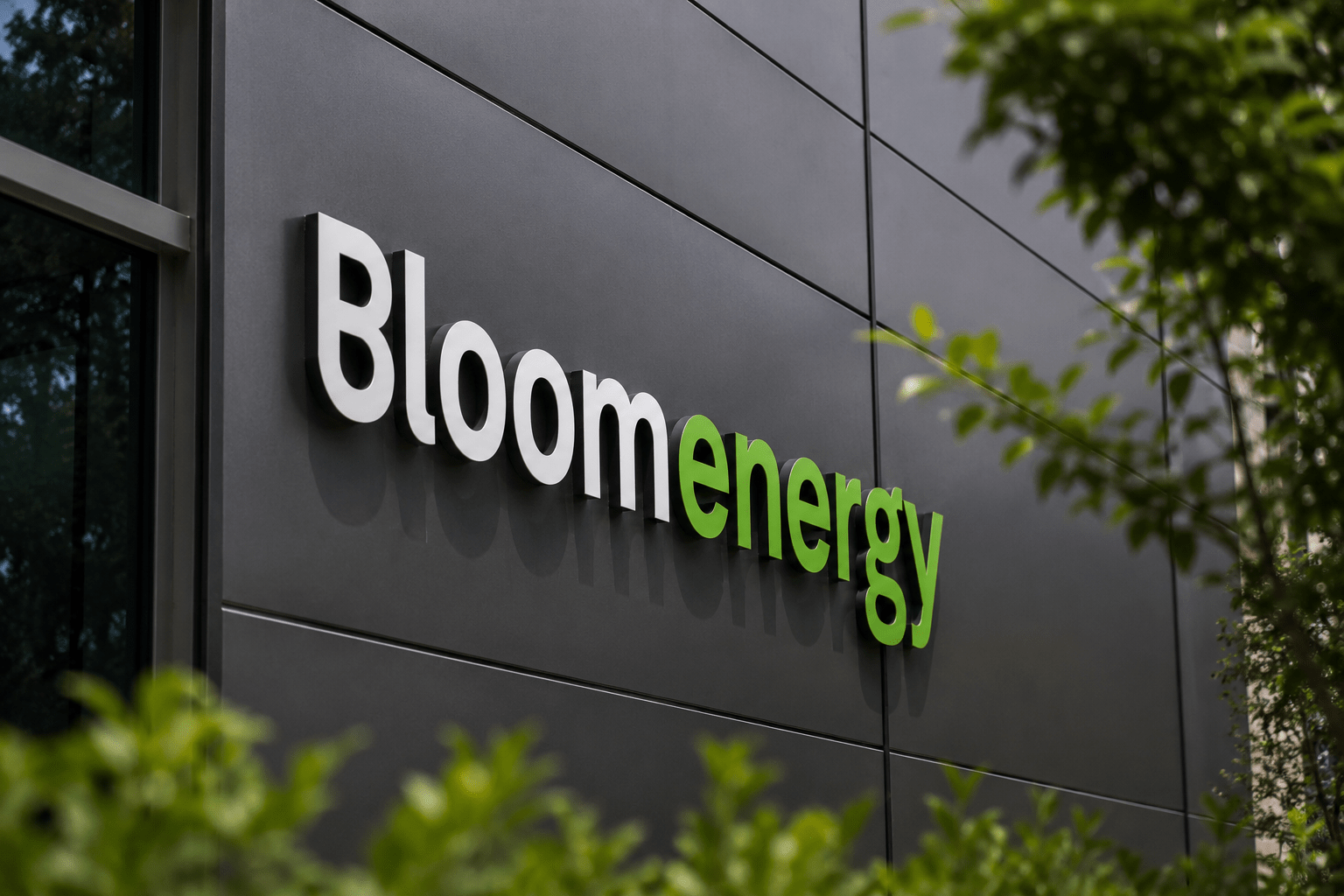 Bloom Energy stock has slumped: buy the dip or sell the rip ahead of earnings?